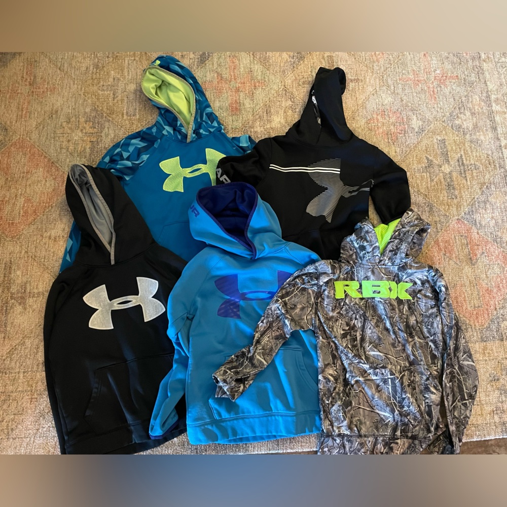 Under Armour Youth Medium boys hoodies